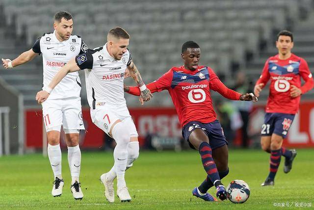 李荣培三年常规合同续约天津 升任球队副队长